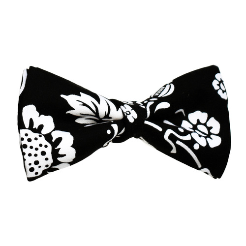 Rosecliff Manor Floral Bow Tie